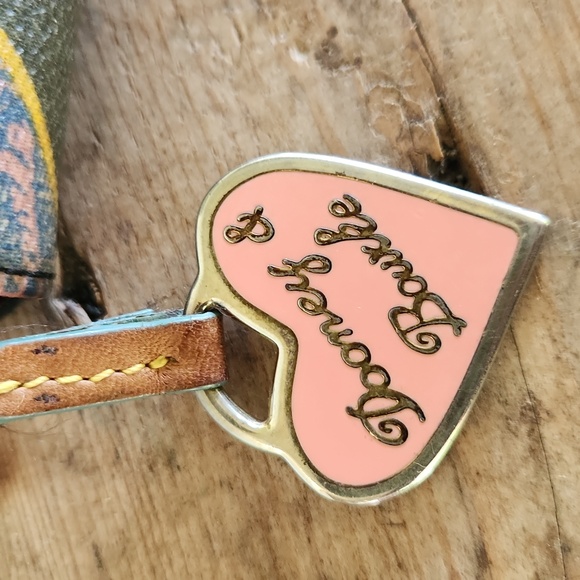 Y2K Dooney & Bourke Heart Pattern Wallet - Picture 3 of 10